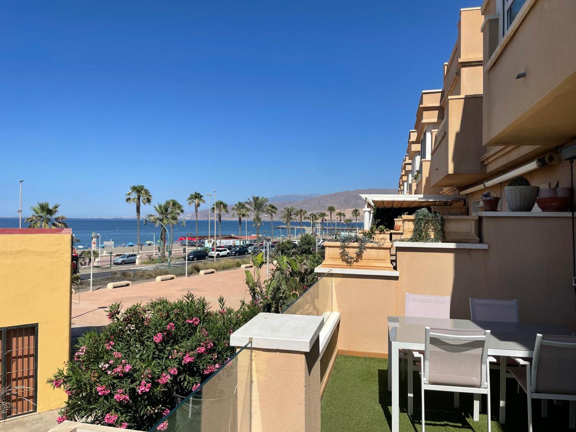 Apartamento 3 Home Suites Almeria Exterior photo